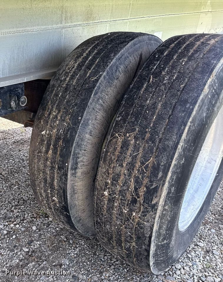 image for item ED4378 2016 Benson flatbed trailer