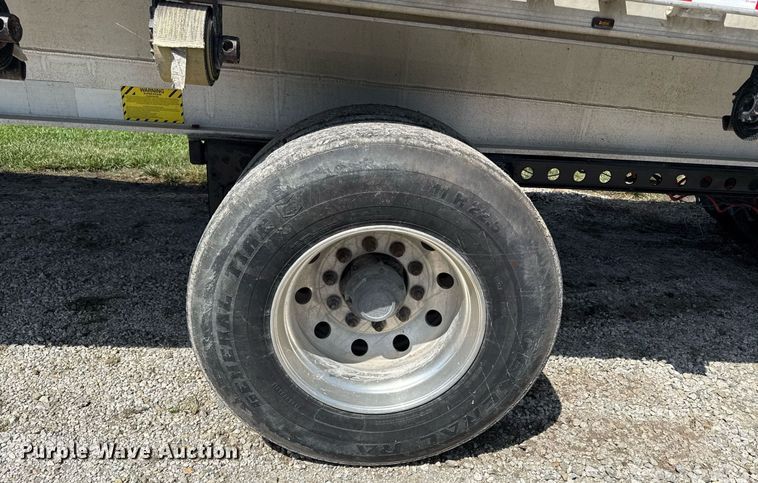 image for item ED4378 2016 Benson flatbed trailer