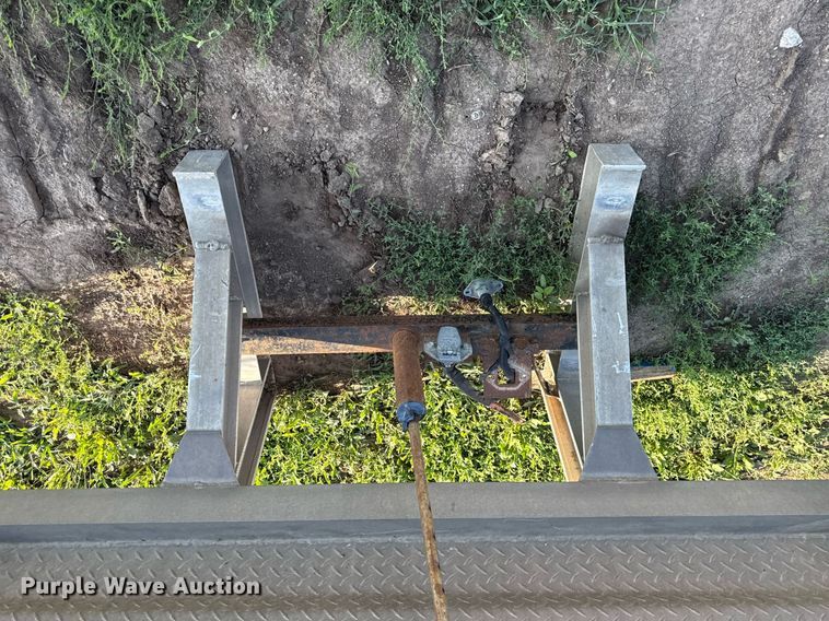 image for item ED4384 Merritt  headache rack