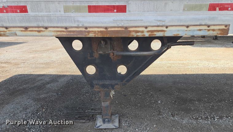 image for item EF1785 2005 Utility Trailers VS2DC dry van trailer