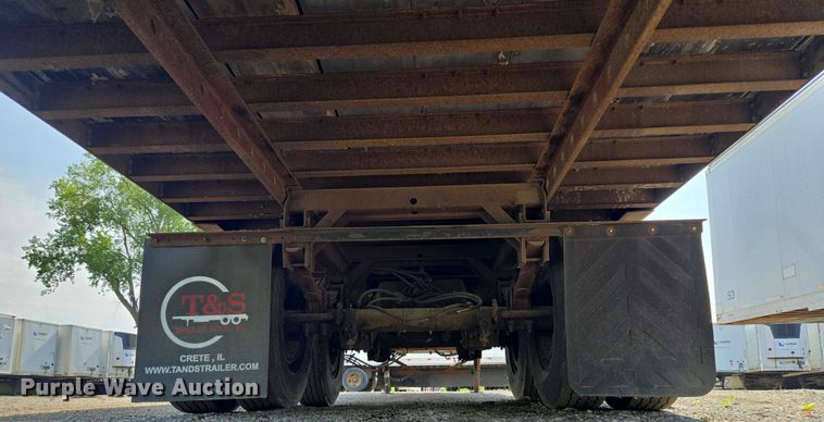 image for item EF1785 2005 Utility Trailers VS2DC dry van trailer