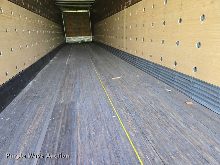 image for item EF1785 2005 Utility Trailers VS2DC dry van trailer