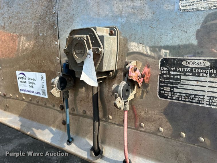 image for item EF1786 2012 Dorsey dry van trailer