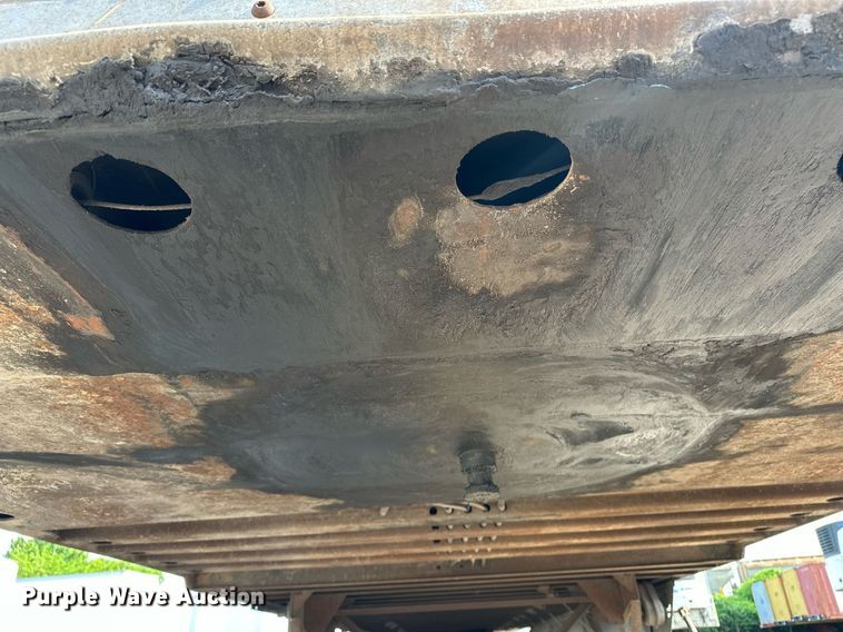 image for item EF1786 2012 Dorsey dry van trailer