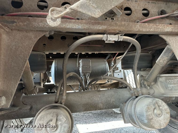 image for item EF1786 2012 Dorsey dry van trailer