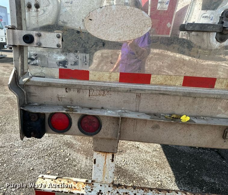 image for item EF1786 2012 Dorsey dry van trailer