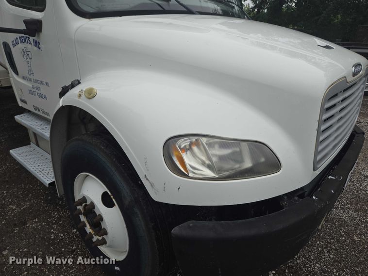 image for item EF1788 2009 Freightliner Business Class M2 box truck