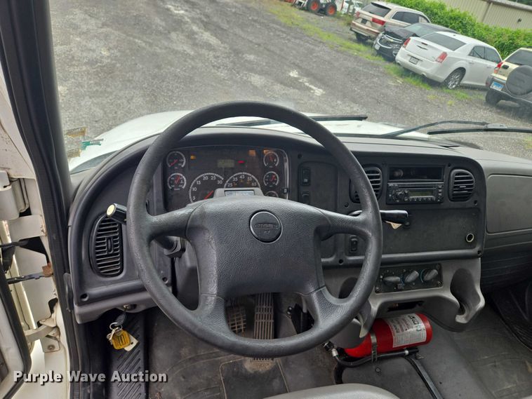 image for item EF1788 2009 Freightliner Business Class M2 box truck