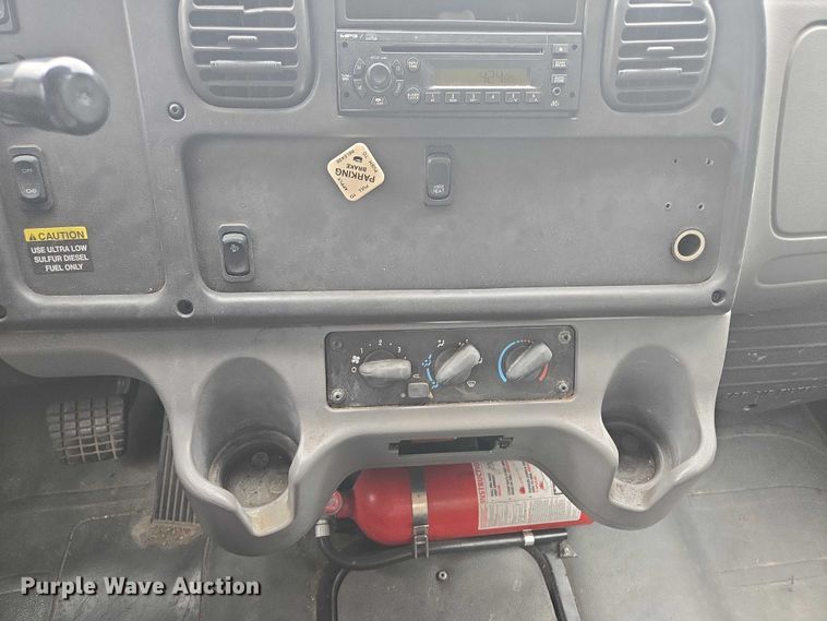 image for item EF1788 2009 Freightliner Business Class M2 box truck