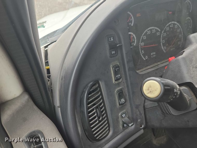 image for item EF1788 2009 Freightliner Business Class M2 box truck