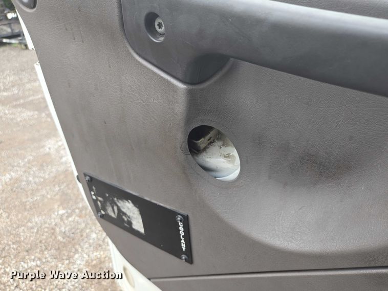 image for item EF1788 2009 Freightliner Business Class M2 box truck