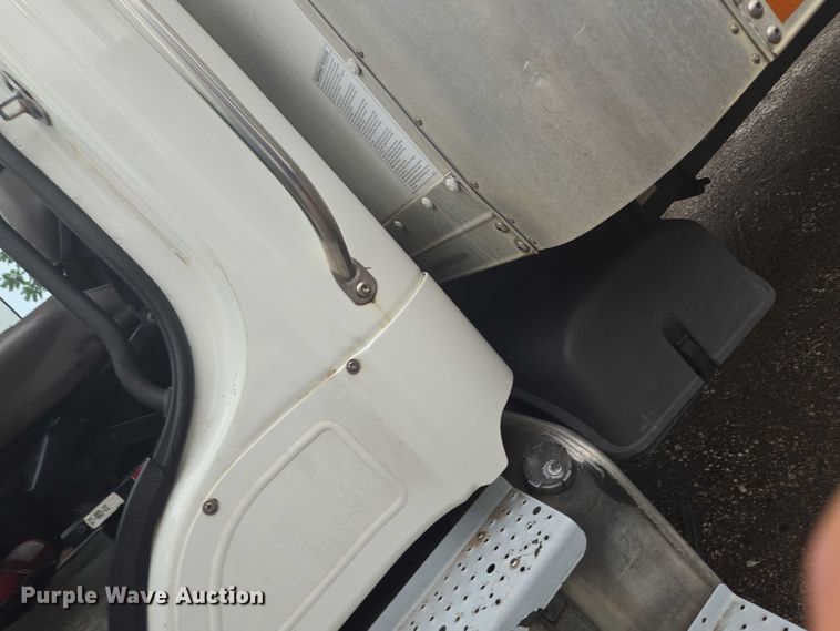 image for item EF1788 2009 Freightliner Business Class M2 box truck