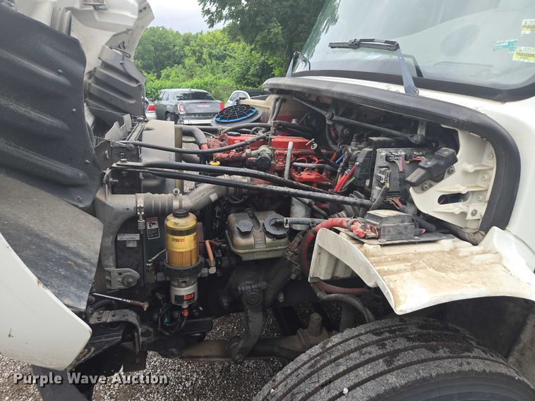 image for item EF1788 2009 Freightliner Business Class M2 box truck