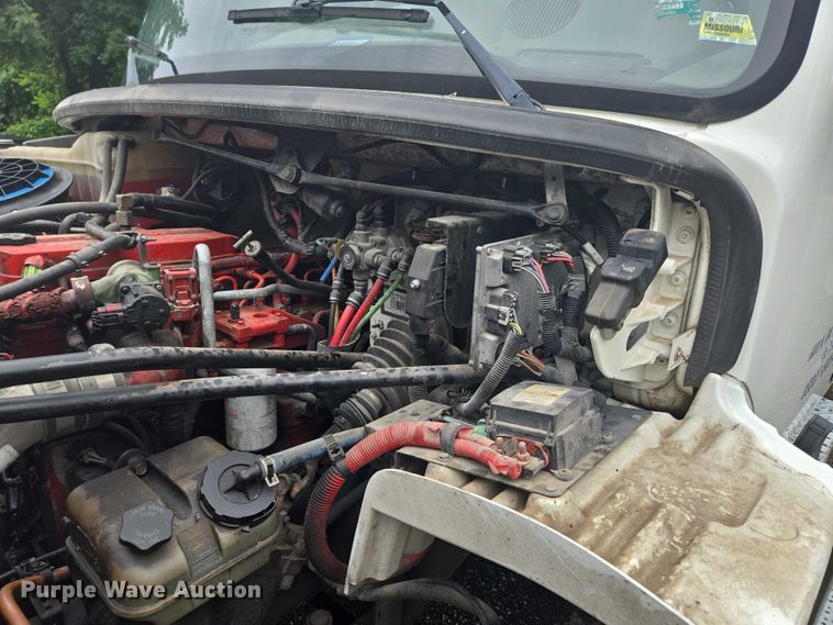 image for item EF1788 2009 Freightliner Business Class M2 box truck