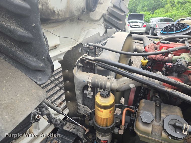 image for item EF1788 2009 Freightliner Business Class M2 box truck