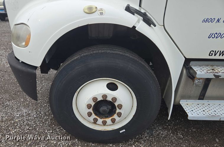 image for item EF1788 2009 Freightliner Business Class M2 box truck