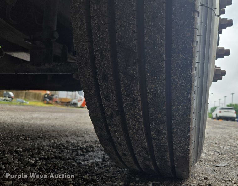 image for item EF1788 2009 Freightliner Business Class M2 box truck