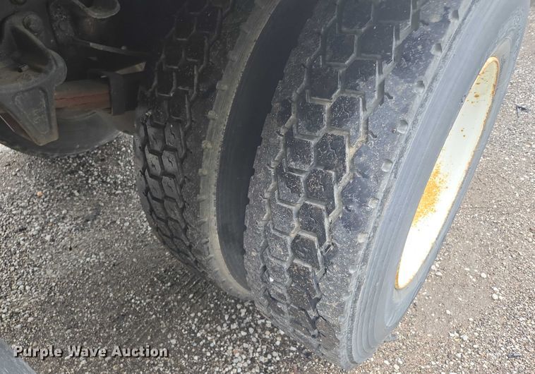 image for item EF1788 2009 Freightliner Business Class M2 box truck