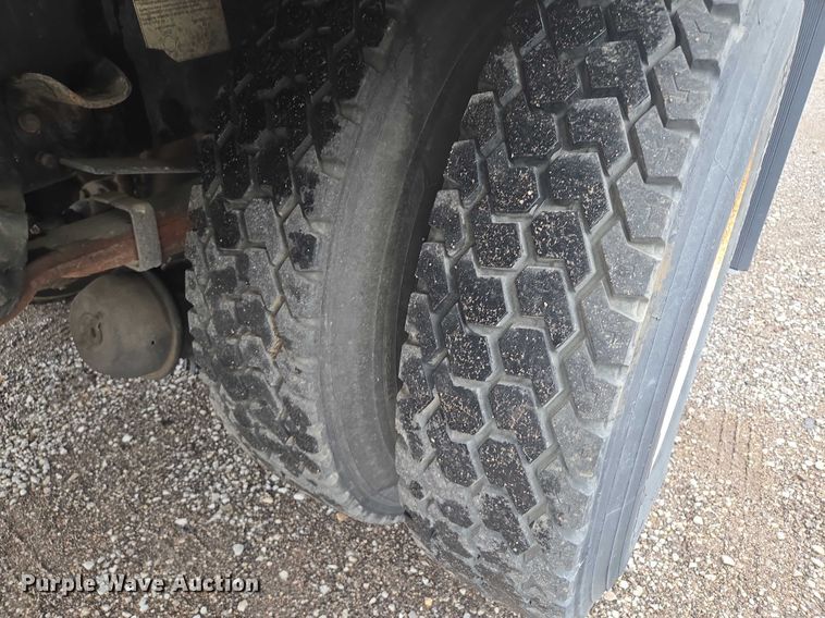 image for item EF1788 2009 Freightliner Business Class M2 box truck