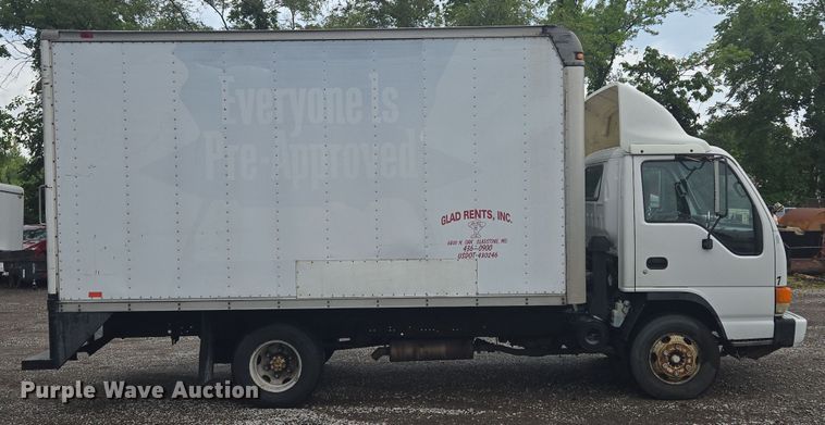 image for item EF1790 2002 Isuzu NPR box truck