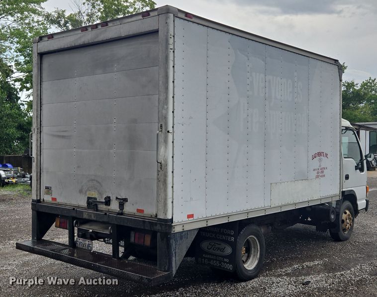 image for item EF1790 2002 Isuzu NPR box truck