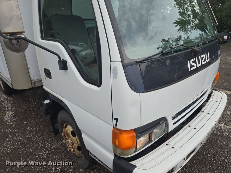 image for item EF1790 2002 Isuzu NPR box truck