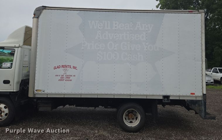 image for item EF1790 2002 Isuzu NPR box truck
