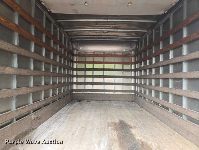 image for item EF1790 2002 Isuzu NPR box truck