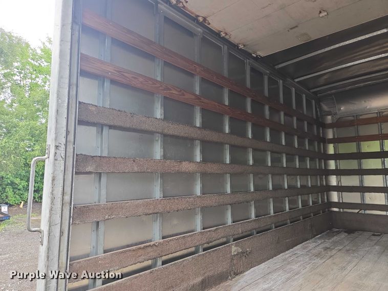 image for item EF1790 2002 Isuzu NPR box truck