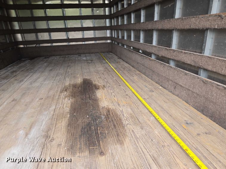 image for item EF1790 2002 Isuzu NPR box truck