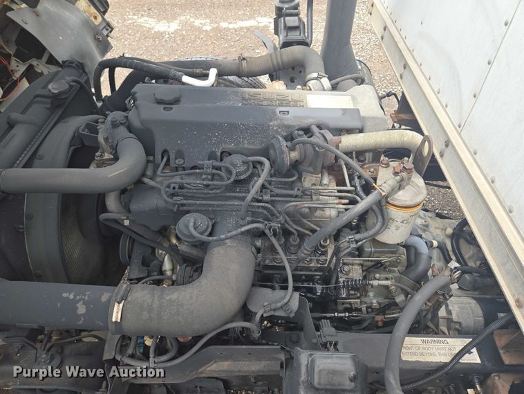 image for item EF1790 2002 Isuzu NPR box truck