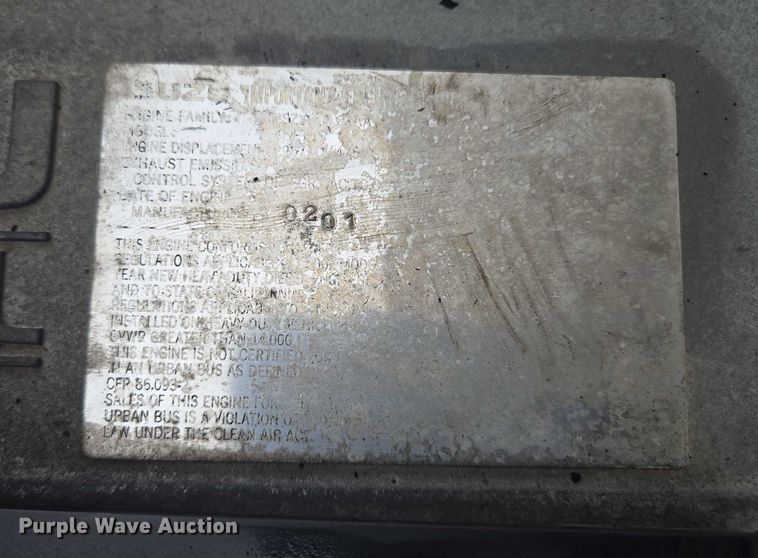 image for item EF1790 2002 Isuzu NPR box truck