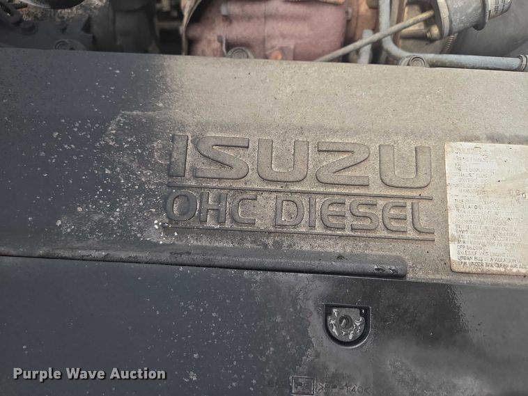 image for item EF1790 2002 Isuzu NPR box truck