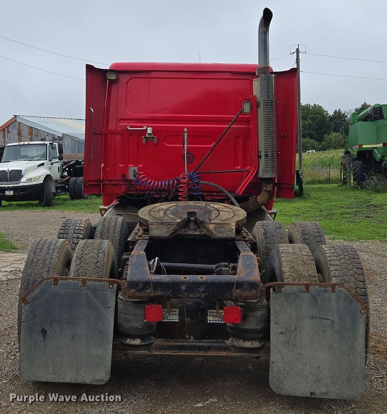 image for item EF1795 1988 WhiteGMC WIA Areo semi truck