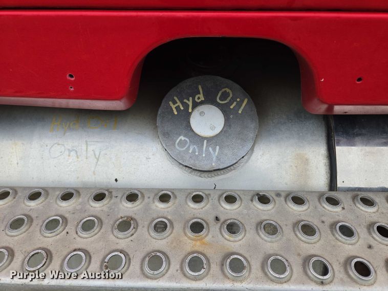 image for item EF1795 1988 WhiteGMC WIA Areo semi truck