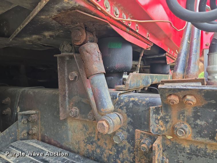 image for item EF1795 1988 WhiteGMC WIA Areo semi truck