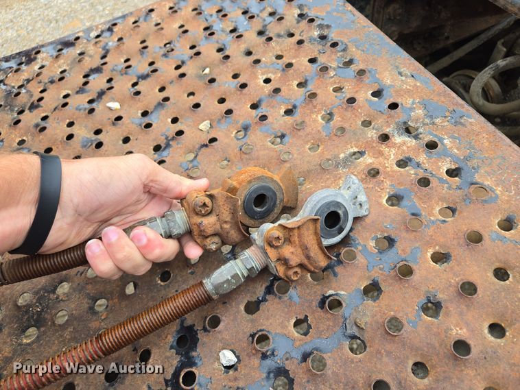 image for item EF1795 1988 WhiteGMC WIA Areo semi truck