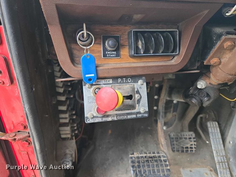 image for item EF1795 1988 WhiteGMC WIA Areo semi truck