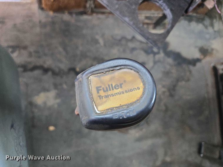 image for item EF1795 1988 WhiteGMC WIA Areo semi truck