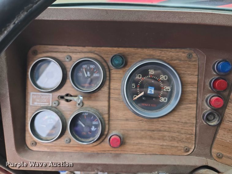 image for item EF1795 1988 WhiteGMC WIA Areo semi truck