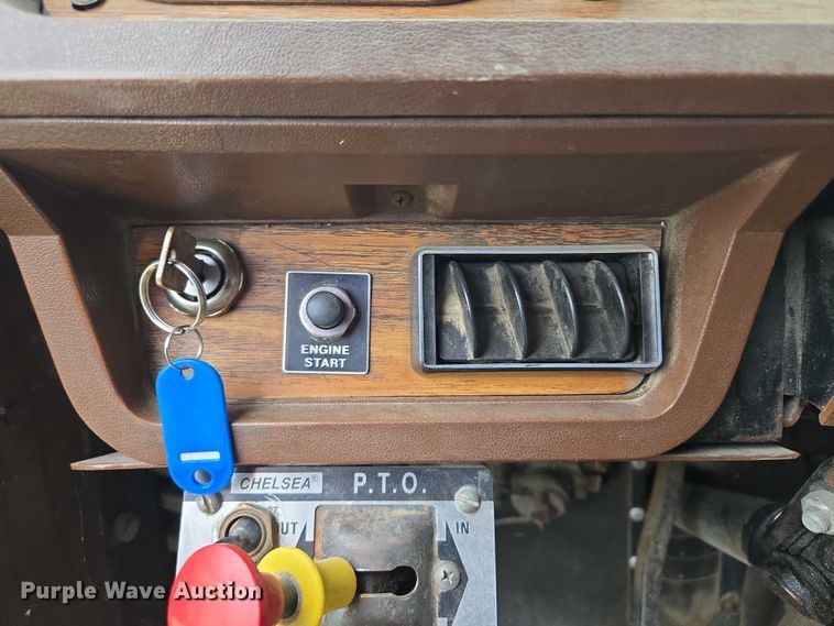 image for item EF1795 1988 WhiteGMC WIA Areo semi truck