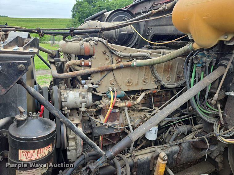 image for item EF1795 1988 WhiteGMC WIA Areo semi truck