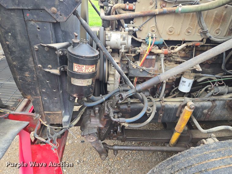 image for item EF1795 1988 WhiteGMC WIA Areo semi truck