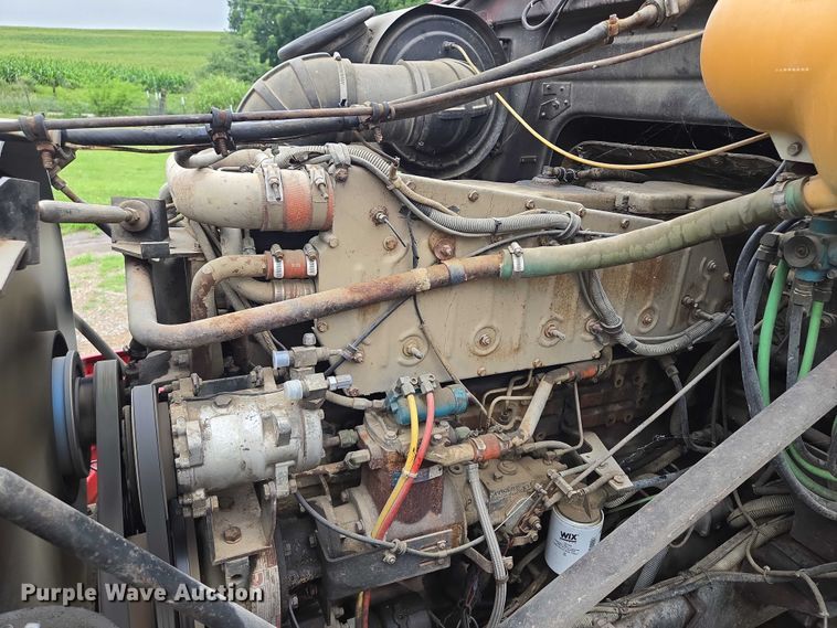 image for item EF1795 1988 WhiteGMC WIA Areo semi truck