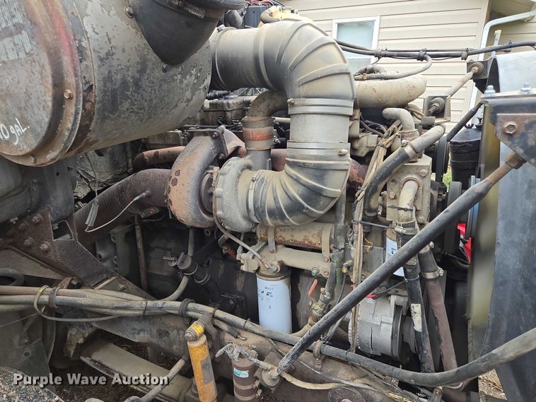 image for item EF1795 1988 WhiteGMC WIA Areo semi truck