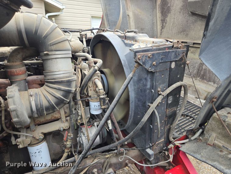 image for item EF1795 1988 WhiteGMC WIA Areo semi truck