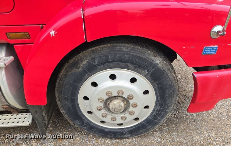 image for item EF1795 1988 WhiteGMC WIA Areo semi truck