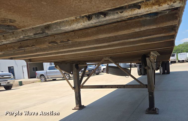 image for item EF1852 2006 Stroughton AVW-535T-S-C-AR dry van trailer