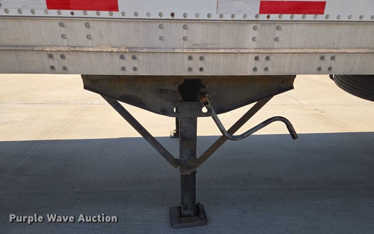 image for item EF1852 2006 Stroughton AVW-535T-S-C-AR dry van trailer