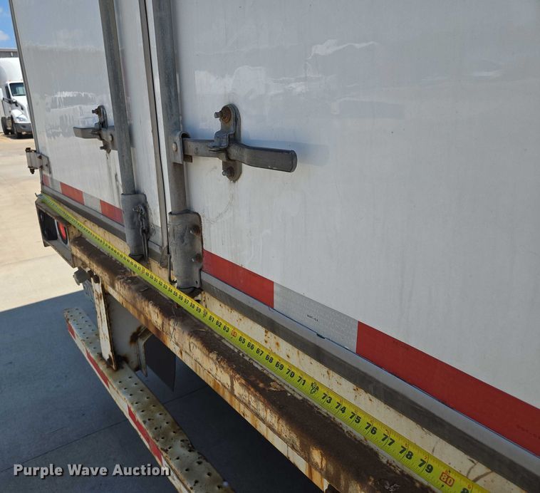 image for item EF1852 2006 Stroughton AVW-535T-S-C-AR dry van trailer